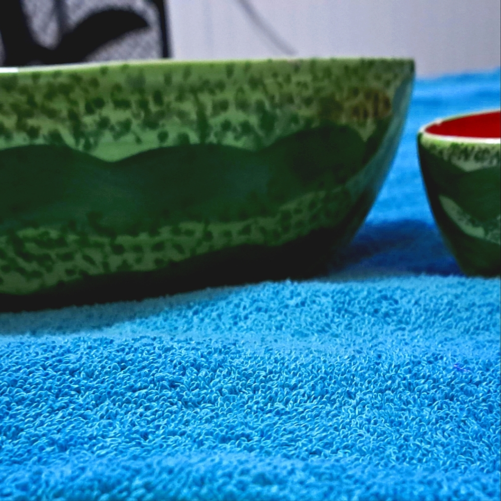 Watermelon bowls large 31" around small 16.5" around+ free 🎁 - Picture 2 of 5